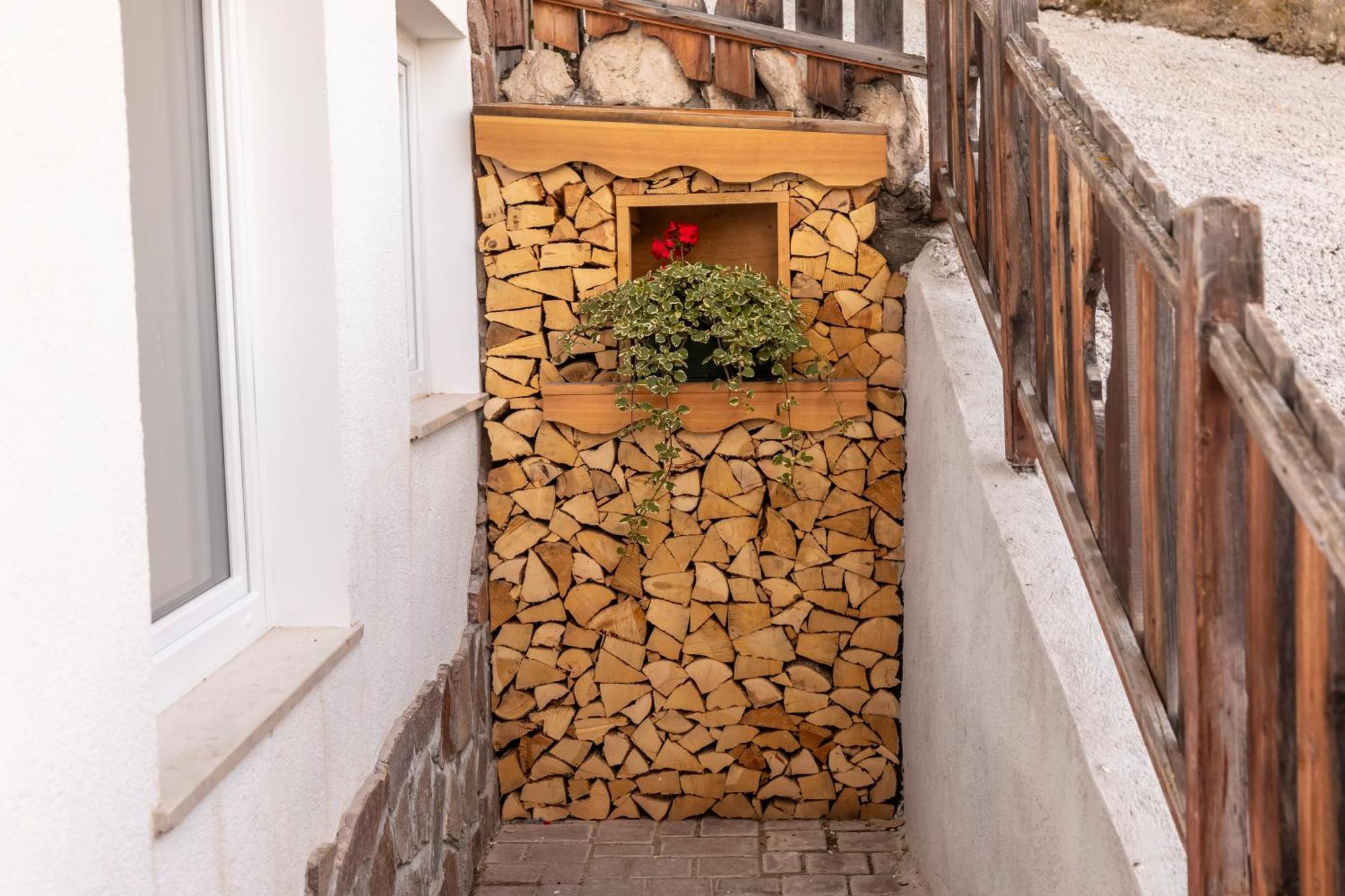 Apartment Cesa Dele Angele *